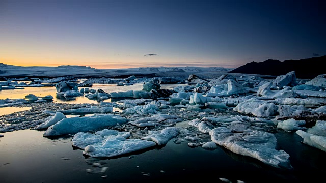 冰岛Jokulsarlon冰川泻湖视频素材