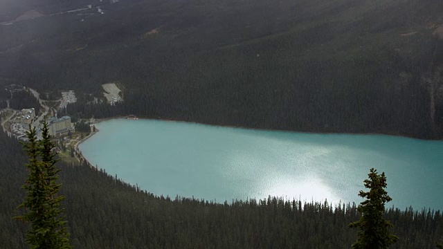 加拿大阿尔伯塔省的路易斯湖视频素材