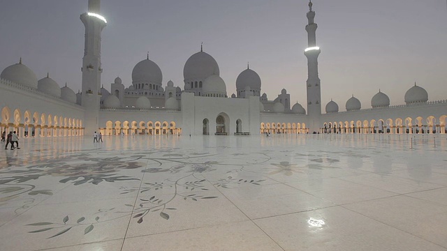 谢赫扎耶德大清真寺之夜阿布扎比视频素材