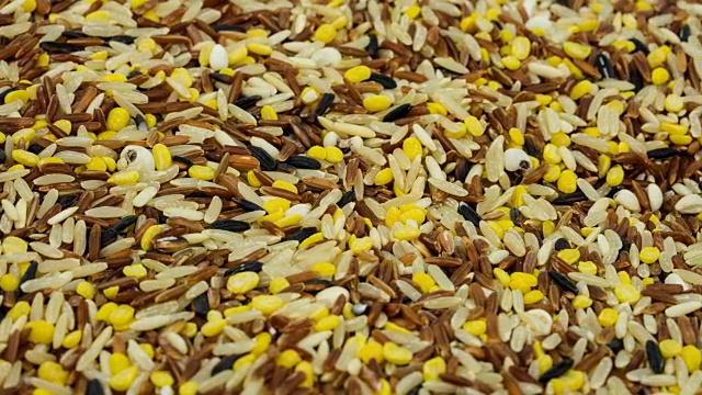 杂粮米饭(4 k)视频素材