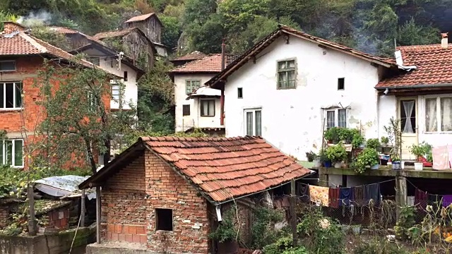 保加利亚皮林山脉，皮林真正的村庄视频素材