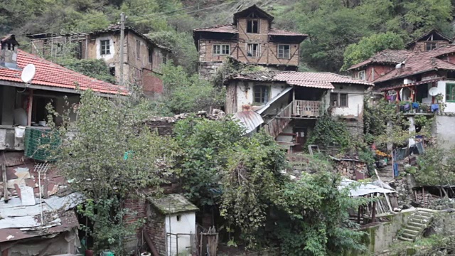 保加利亚皮林山脉，皮林真正的村庄视频下载