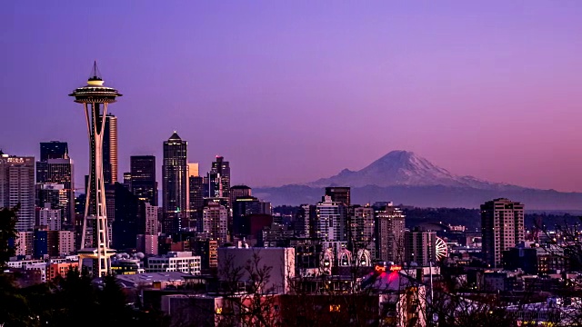 日落时，西雅图城市景观的时间流逝视频下载
