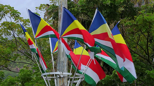 MS Flags in wind / Mahe, Seychelles塞舌尔群岛视频下载