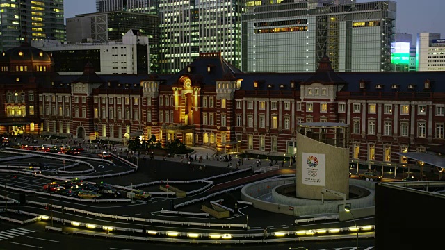 东京站的高架夜景视频素材