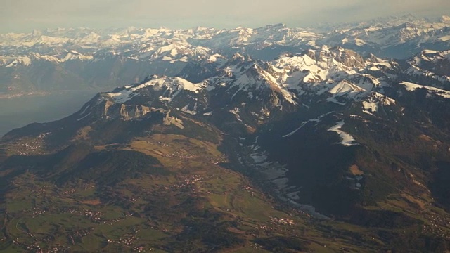 鸟瞰瑞士汝拉山视频素材