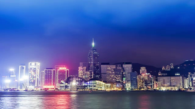 香港海港灯光秀及船只夜视频素材