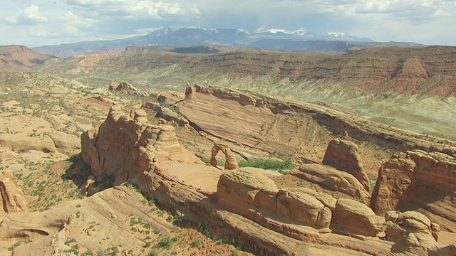 美国犹他州国家公园的精致拱门视频素材