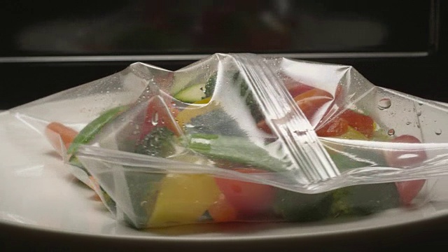 微波炉-蔬菜视频素材