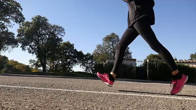 女性跑步者视频素材