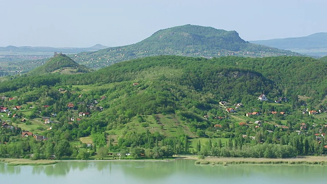 山地地区和巴拉顿湖/巴拉顿湖，Zala, Somogy, Veszprem，匈牙利视频素材