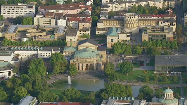 国家剧院/斯图加特，巴登符腾堡的WS空中ZI视图视频素材