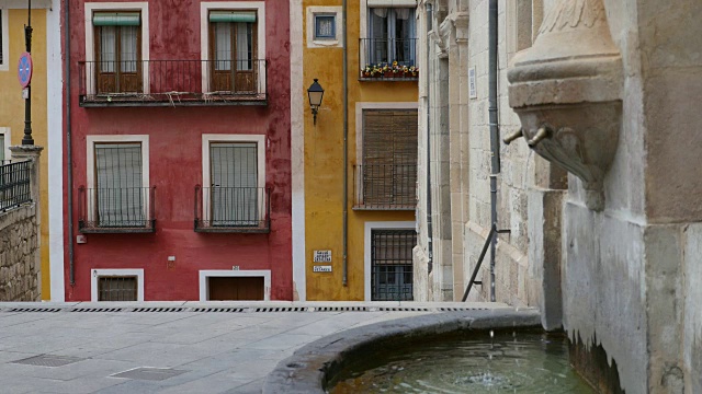 西班牙昆卡喷泉及建筑视频素材