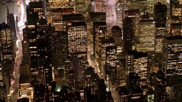 纽约城市天际线在晚上的拍摄视频素材