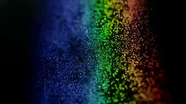 透过水滴投射的光线显示出美丽的可见光谱。视频下载