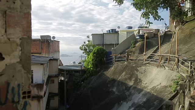 VIDIGAL HILL -贫民窟-里约热内卢DE JANEIRO视频下载