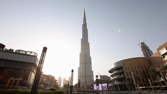 Bruj Khalifa的城市景观(世界最高的人造建筑)视频素材