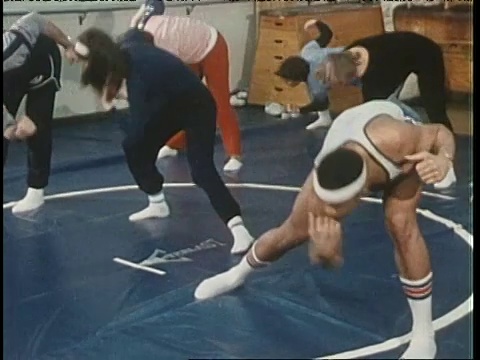 1980年的舞蹈健身操类视频下载