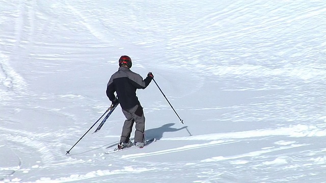 高清:滑雪事故视频素材