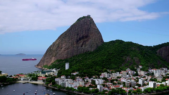 巴西里约热内卢 Pão de A��car 山的鸟瞰图视频下载