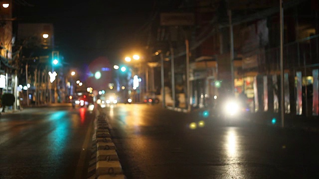 泰国夜间交通的汽车驾驶视频素材