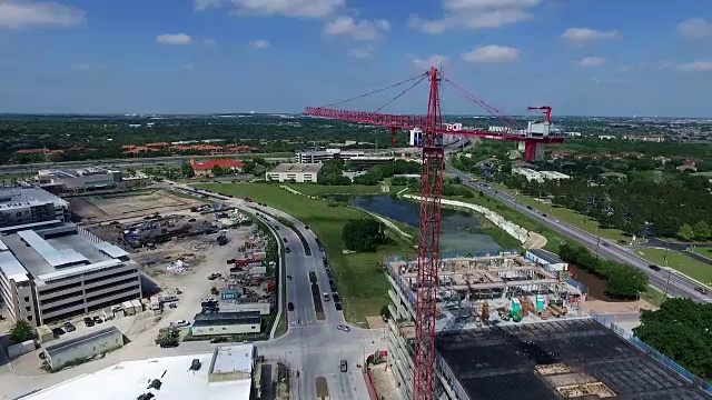 域区域建筑起重机北奥斯汀德克萨斯州视频素材