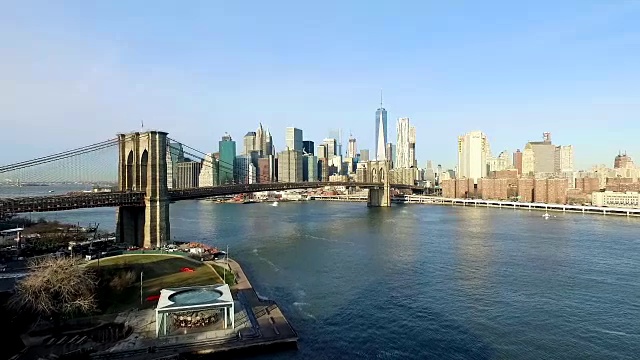 布鲁克林大桥和曼哈顿天际线视频下载