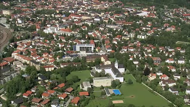 特劳斯坦-鸟瞰图-巴伐利亚，上巴伐利亚，Landkreis特劳斯坦直升机拍摄，空中视频，电影，建立拍摄，德国视频下载
