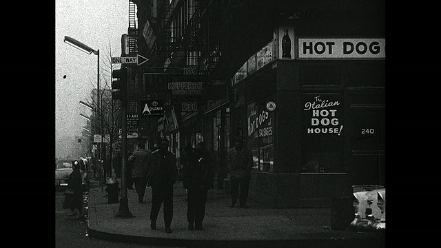 纽约1930年代的城市街角视频下载