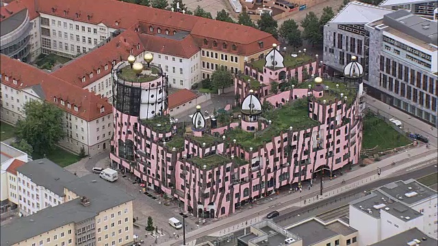 马格德堡绿色城堡鸟瞰图-萨克森-安哈尔特，德国视频下载