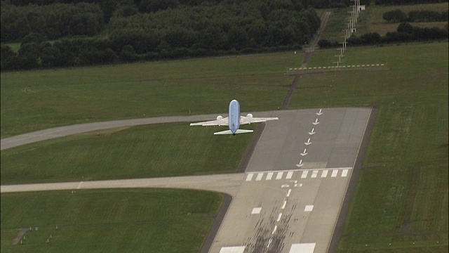 汉诺威机场鸟瞰图-下萨克森，德国视频下载