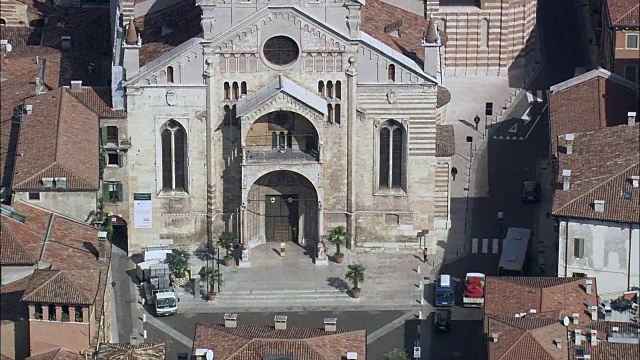 维罗纳大教堂——空中俯瞰——威尼斯，维罗纳，意大利维罗纳的维罗纳视频下载
