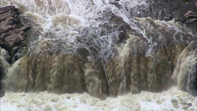 瀑布公园鸟瞰图-南达科他，明尼哈哈县，美国视频素材