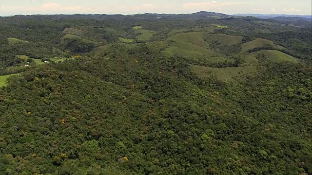 朱鲁帕拉州立公园-鸟瞰图-圣保罗，伊比乌纳，巴西视频素材