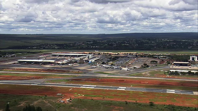 巴西利亚机场-鸟瞰图-联邦区，Brasília，巴西视频素材