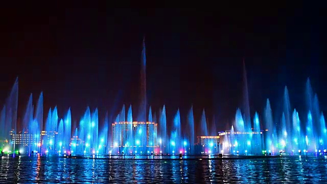 亚洲最大的综合音乐喷泉02视频素材