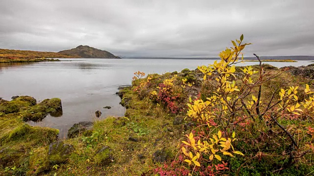 T/L 8K云景在冰岛的一个湖视频素材
