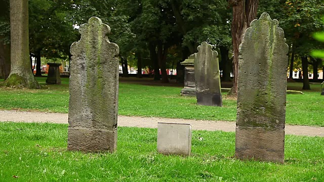 一个墓碑视频素材