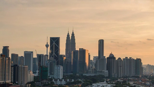 日落时光流逝在吉隆坡城市天际线视频素材