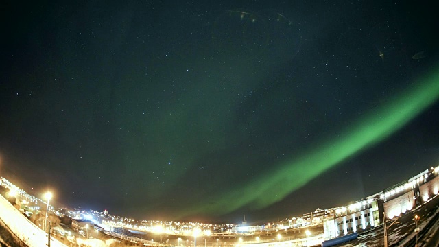 纳尔维克和北极星的冬夜天空视频素材