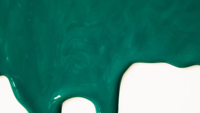 绿色的油漆滴。视频素材