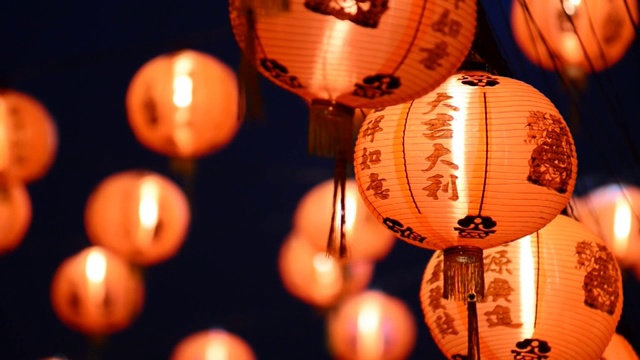 中国的灯笼是中国的新年，中国新年的灯视频下载
