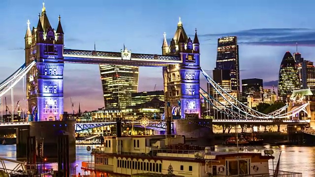 夜晚的伦敦塔桥视频素材