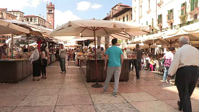 意大利维罗纳的香草广场视频素材