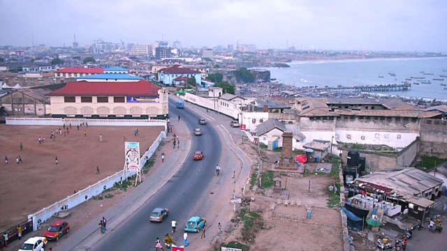 俯瞰海湾和加纳的阿克拉视频下载
