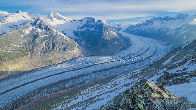 阿莱奇冰川(欧洲阿尔卑斯山最大的冰川)的延时拍摄视频素材