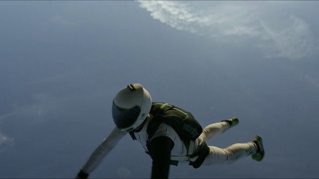 自由落体跳伞专家视频下载