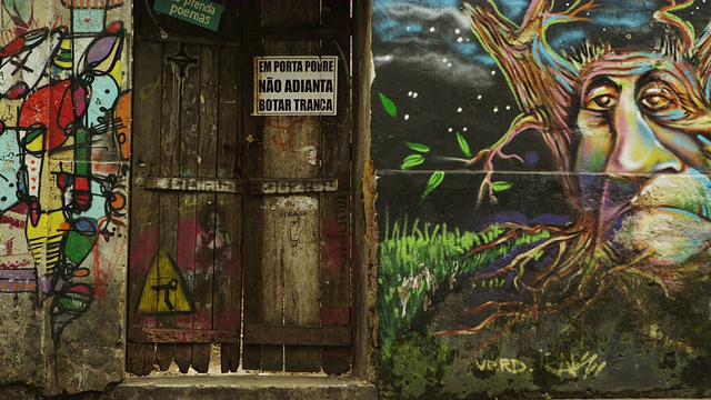 巴西，里约热内卢——6月23日:慢镜头，2013年6月23日里约热内卢的壁画视频下载