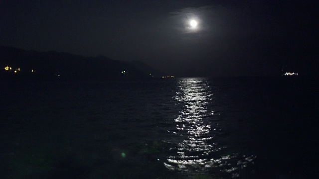 地中海的满月视频素材