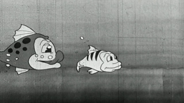1948年水下动画:小鱼被大鱼吃掉视频素材
